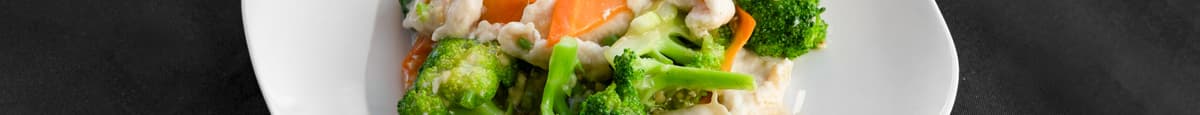 Chicken with Broccoli / 芥兰鸡(午)