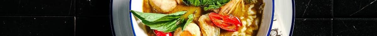 (L)Green curry with chicken