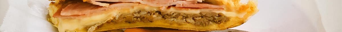 Medianoche Sandwich