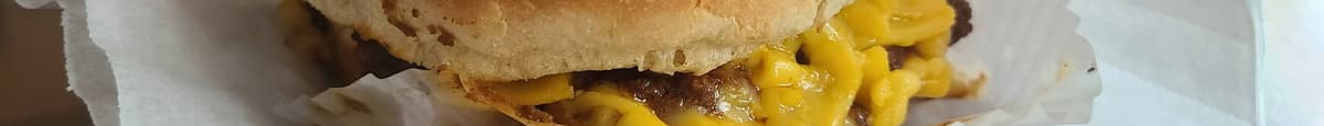 #3. Hamburger w/ Chili & Cheese