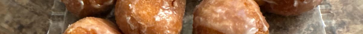 12 Donut Holes