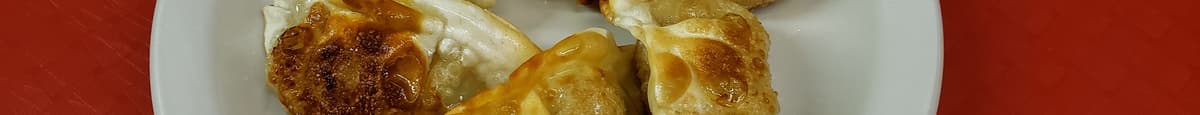 Pan Fried Man-Du (Dumpling)