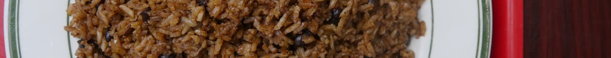Moro de habichuelas negras / Moro Rice of Black Bean