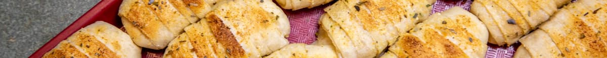 Stuffed Garlic Knots (6)