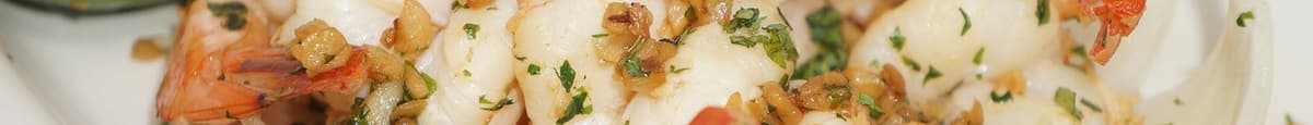 House Garlic Shrimp - Camarones Al Ajillo de la Casa