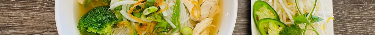 15. Chicken Noodle Soup/Phở Gà