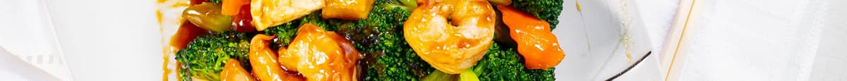 60. Jumbo Shrimp with Broccoli 芥兰虾
