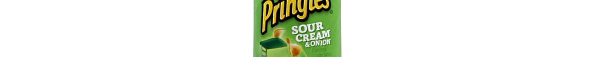Pringles Potato Crisps Sour Cream & Onion 5.57oz