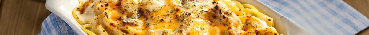 EN4. Cheesy Baked Creamy Chicken Cutlet on Rice/Pasta / 意式香浓奶油芝士焗鸡扒饭/意粉