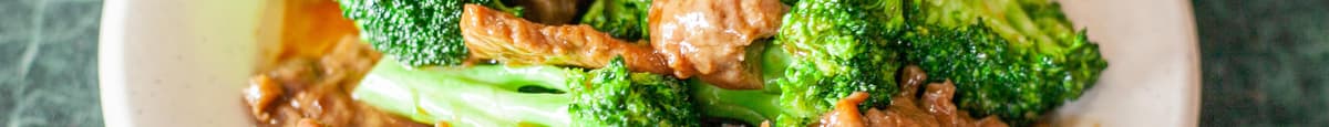 Chicken with Broccoli with Side