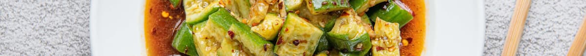 Shredded Cucumber with Garlic & Chilli Sauce/ 拍黄瓜