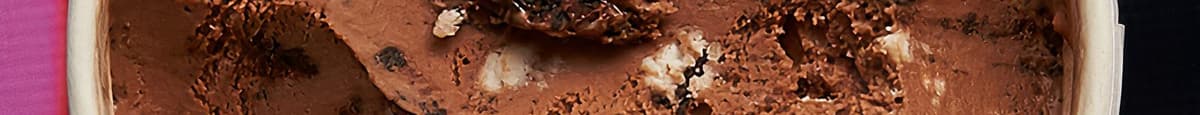 Chocolate Hazelnut Cookies & Cream (v)