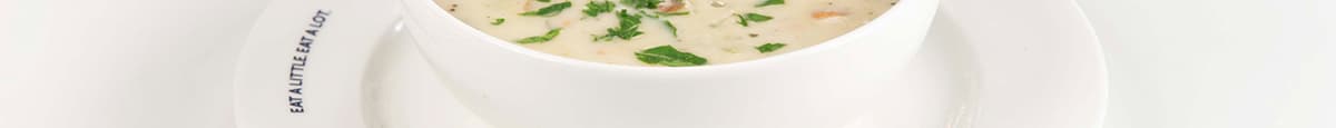 Earls Famous Clam Chowder