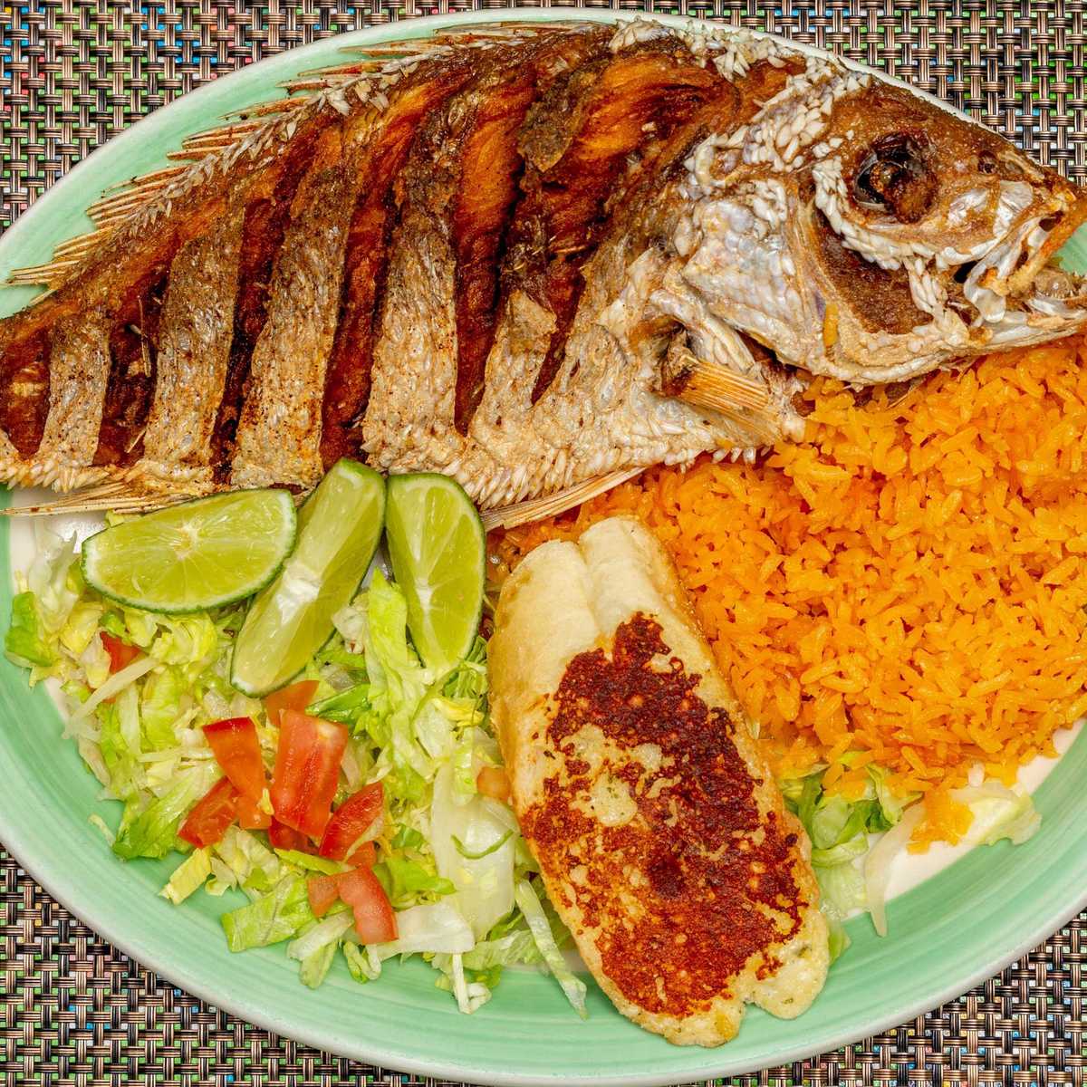 Marisqueria Los Cabos Delivery Menu | 3355 North Central Avenue Chicago -  DoorDash