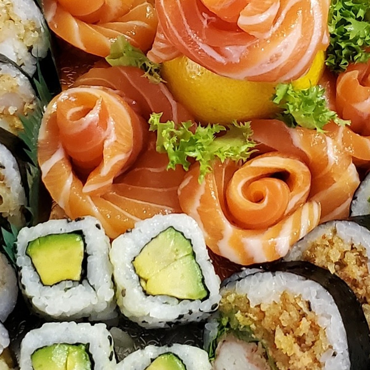 Plateau de sushis 60 pièces - Tokyo - Le Vietnam & Sushi-là