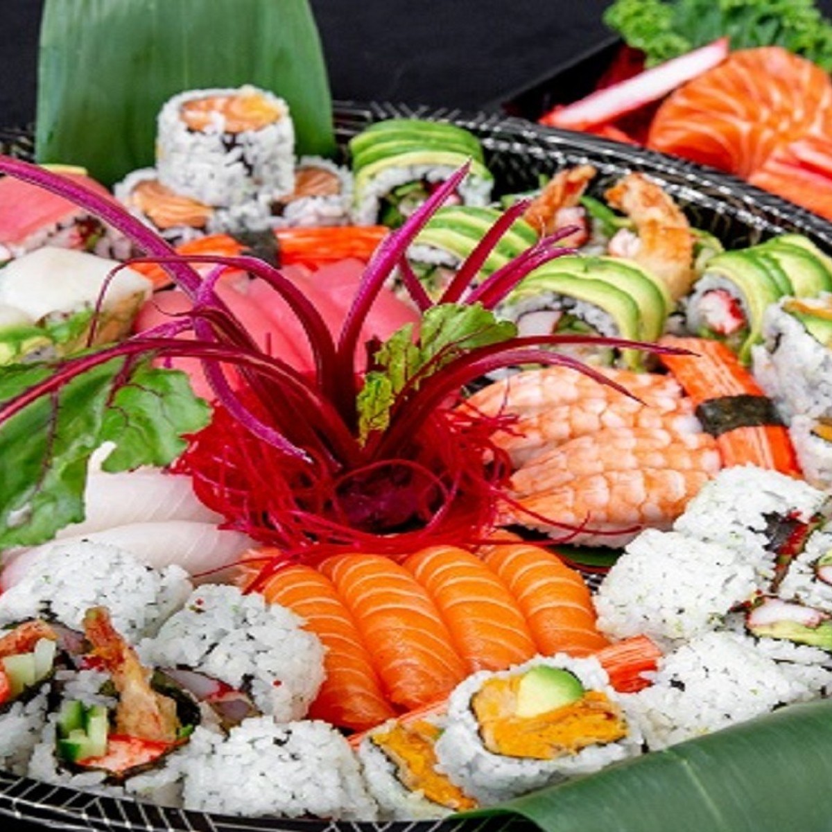 Salmon Sashimi & Sushi Party Set