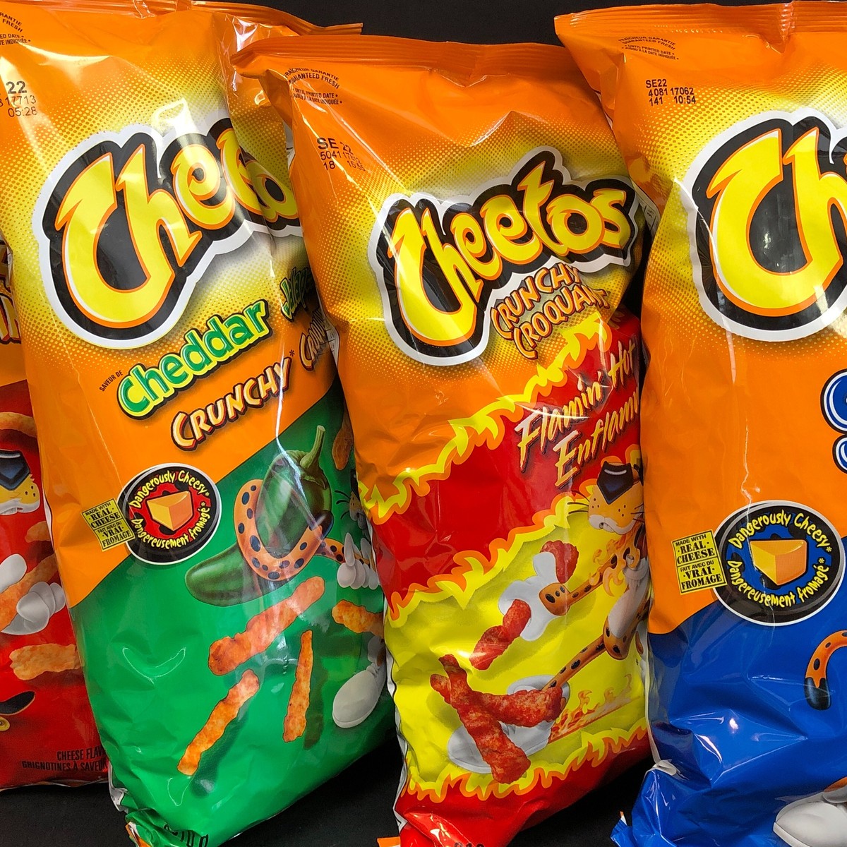 1x Bag Cheetos Cheddar Jalapeno Crunchy Cheese LARGE Size 310g