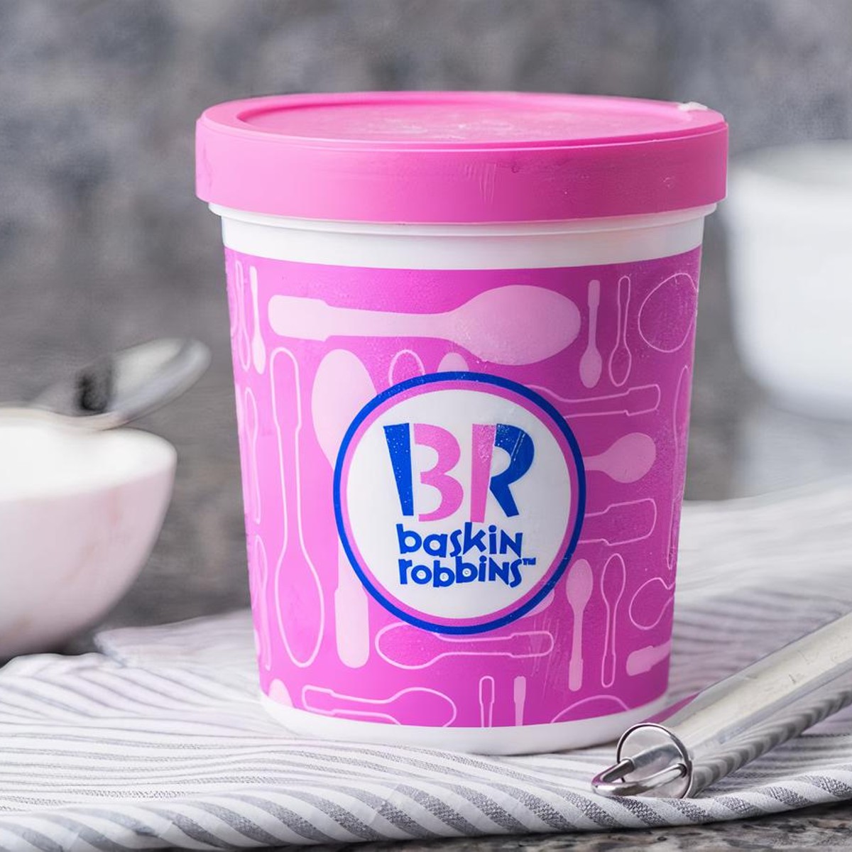 NSA Caramel Turtle Truffle - Baskin Robbins Canada