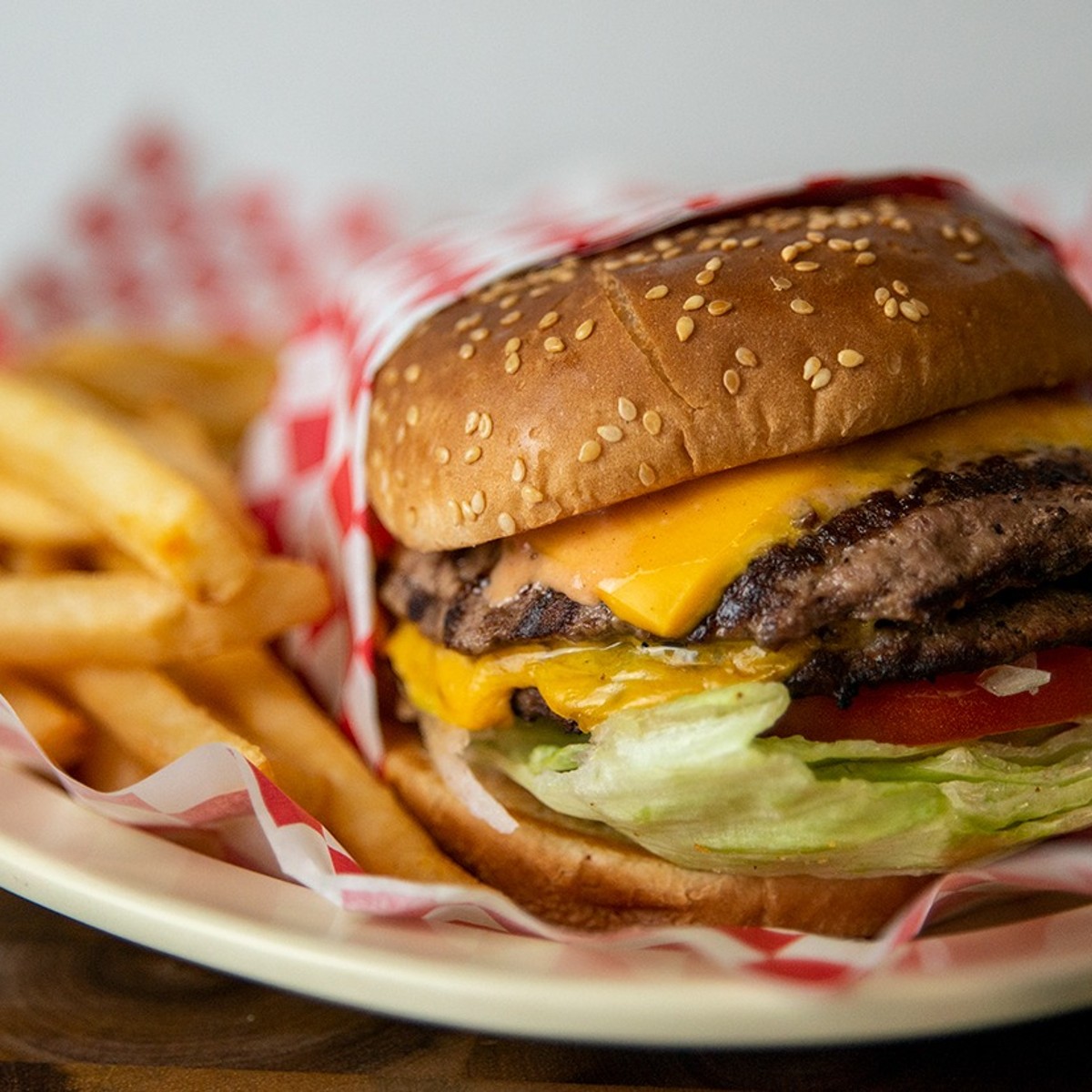 Tam's Burgers - Los Angeles - WHAT ARE YOU WAITING FOR!? GET YOUR $6  