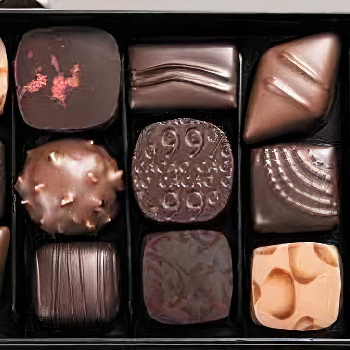 Guido Gobino Assorted Chocolate Cube Gift Small Box (25 Pcs)