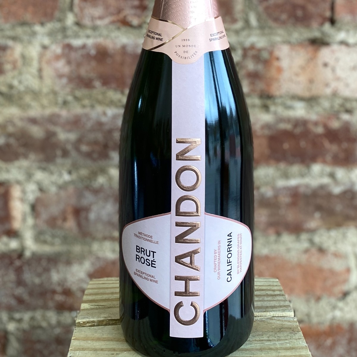 2018 Off White Moet & Chandon Nectar Imperial Rose Champagne 25 FL OZ -  Jwong Boutique