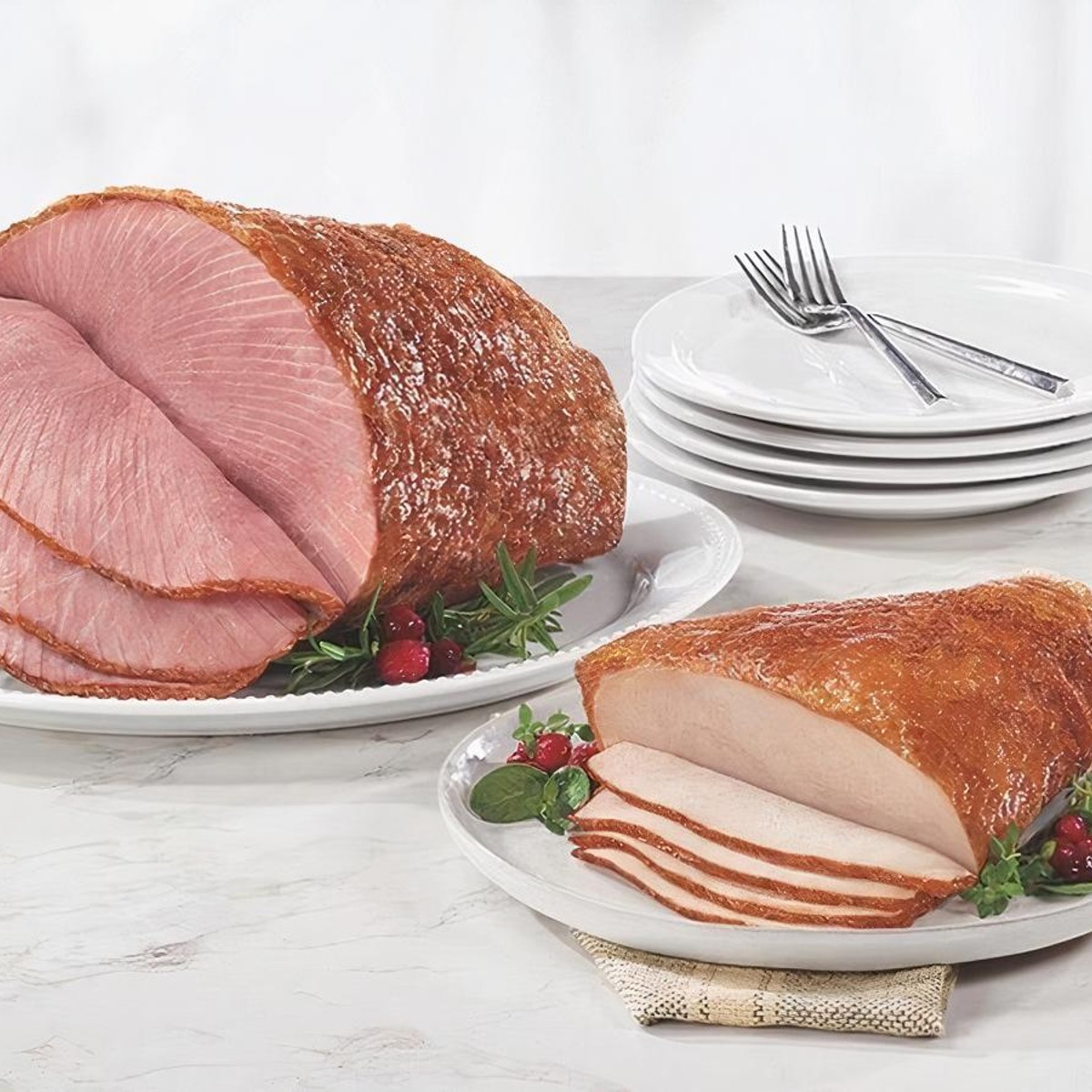 Hickory Farms (7-9 lb) Spiral-Sliced Honeygold Ham w/ Mustard