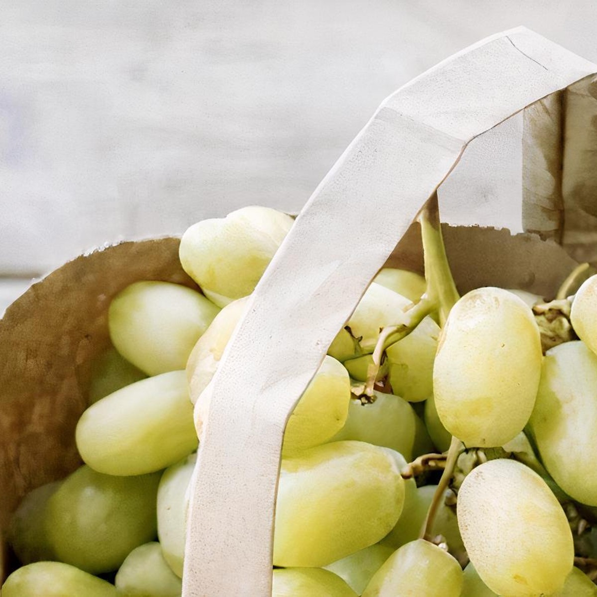 Green White Seedless Grapes, 1 lb - Fry's Food Stores