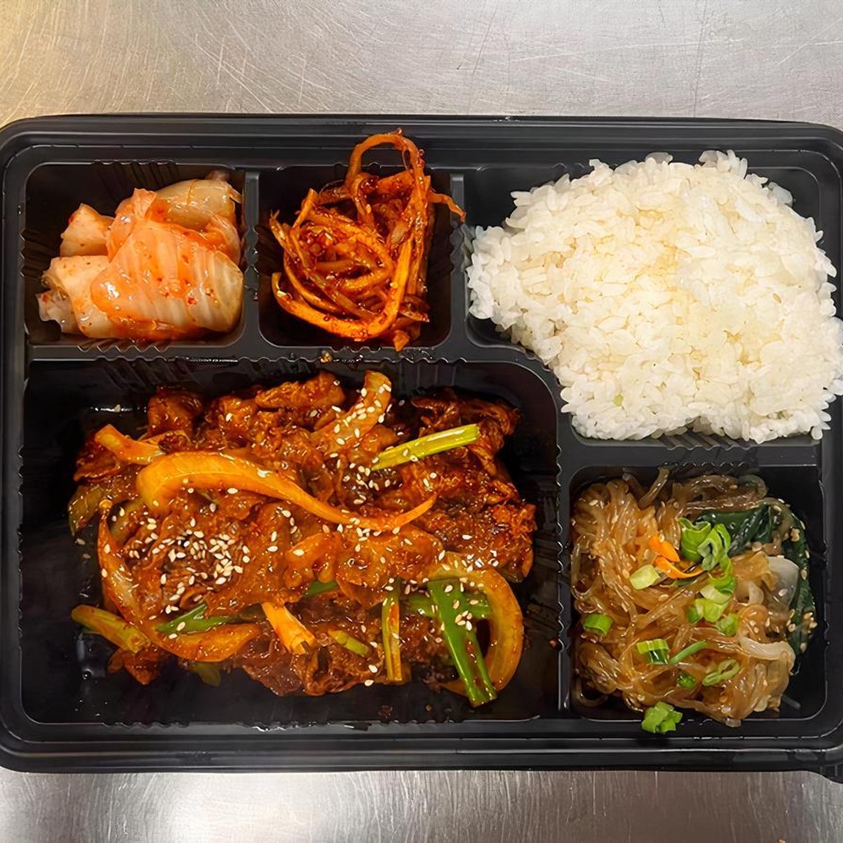 Pork cutlet with Korean traditional dosirak(lunch box) - Picture