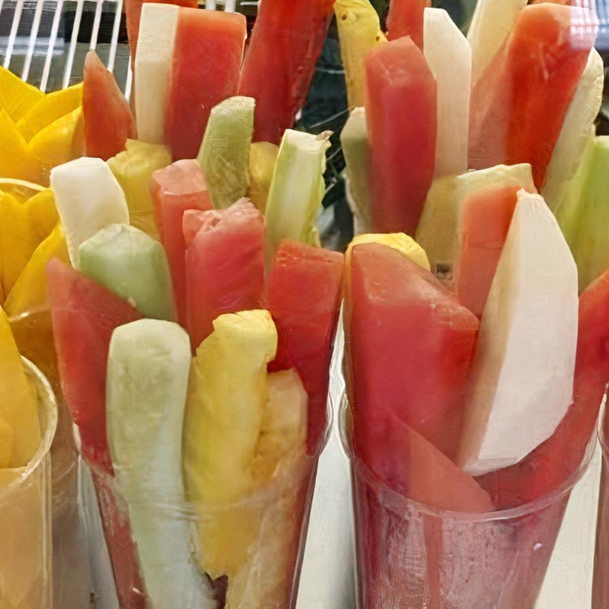 Mexican Fruit Cups (vasos de fruta)