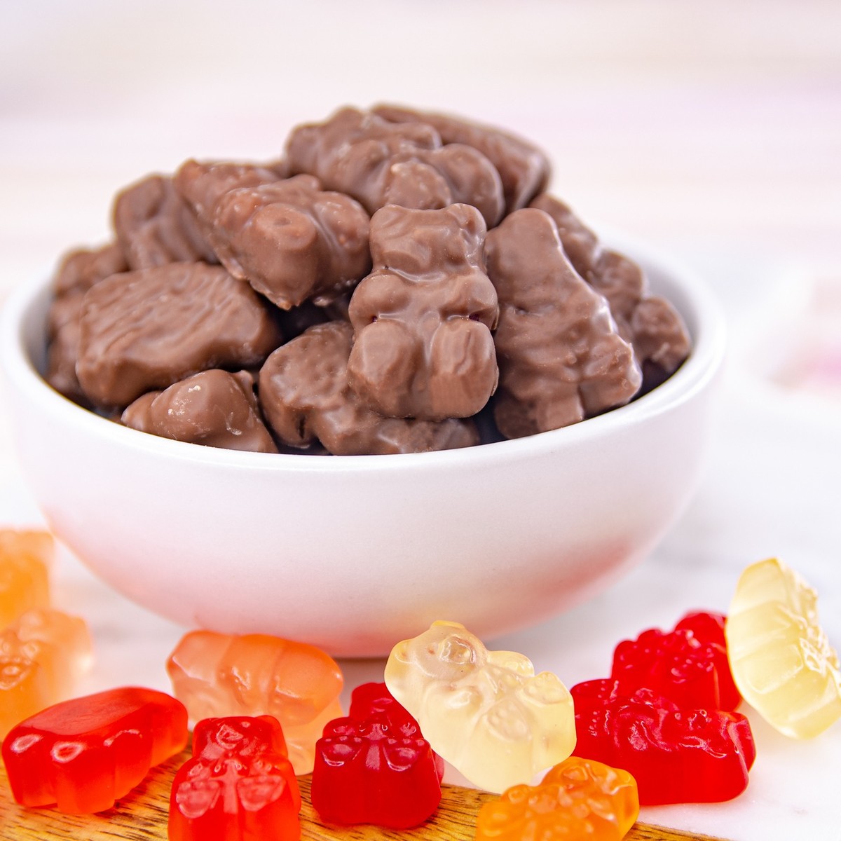 Keep your homemade gummies from sticking and pucker up with our