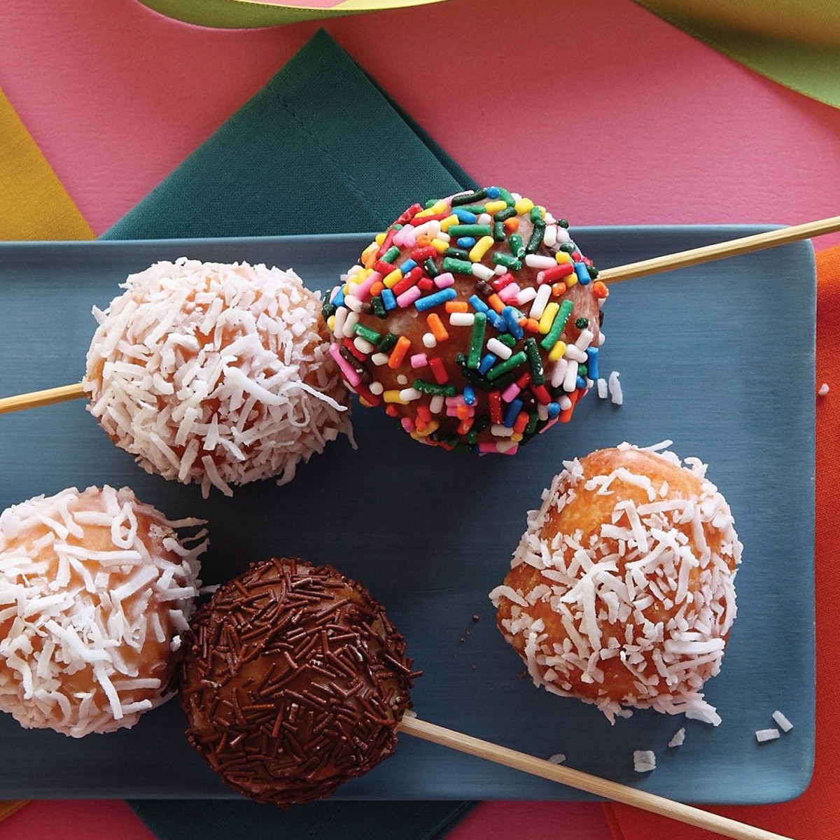 YUM YUM DONUTS, Los Angeles - 700 Vine St, Hollywood - Menu