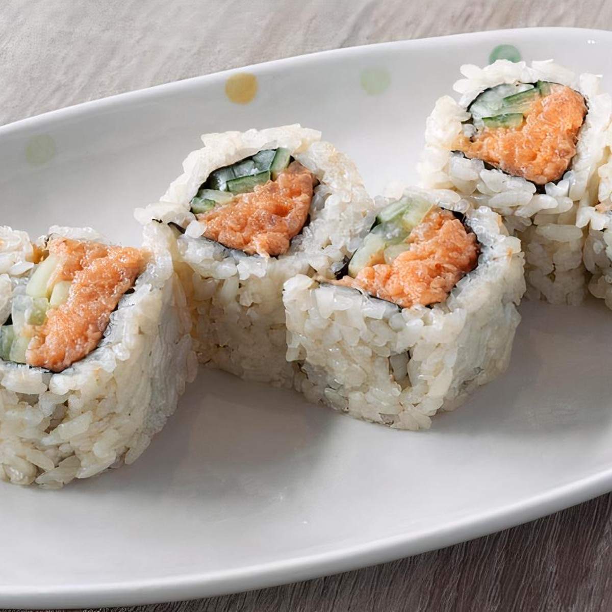 Make a perfect Uramaki with the Yomo Sushi Maker 