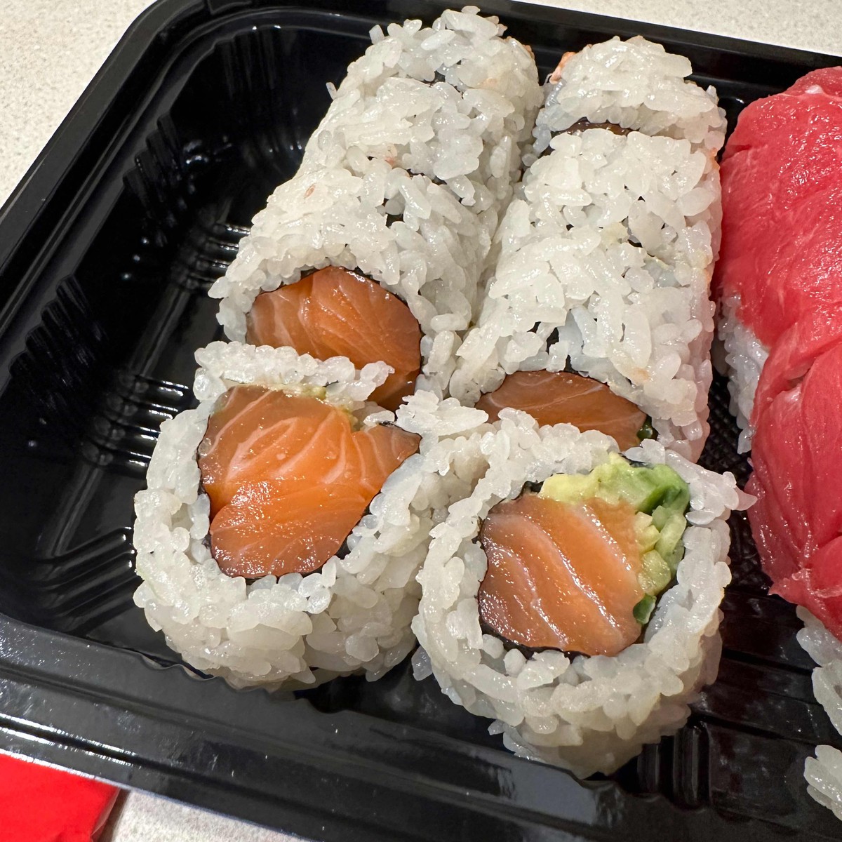 Premium Photo  Japanese food sushi rolls with eel and cream cheese topped  with unagi sauce