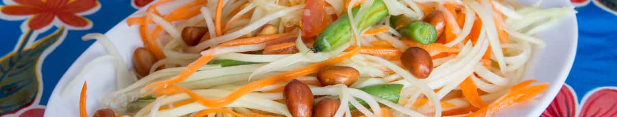 Som Tum (Papaya Salad)