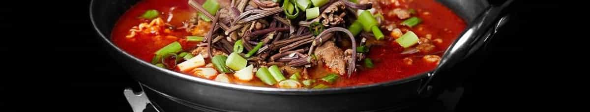 Spicy Beef Soup with Ramyun 차돌박이 육개장