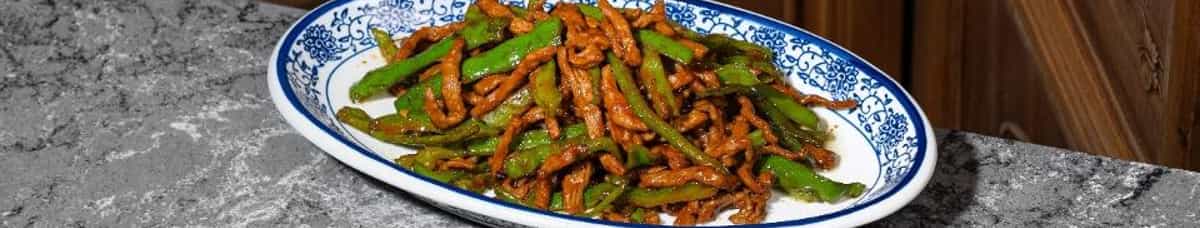 (L) Shredded Beef w. Green Cayenne Pepper 午餐小椒牛肉丝