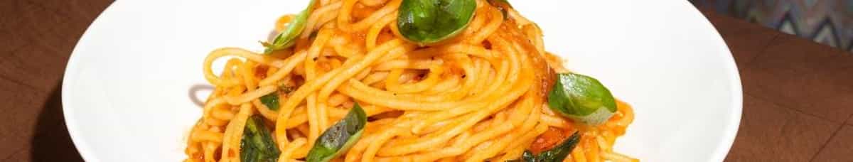 Spaghetti al Pomodoro Fresco