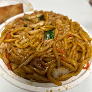 Never Get The Lo Mein At A Chinese Restaurant. Here's Why
