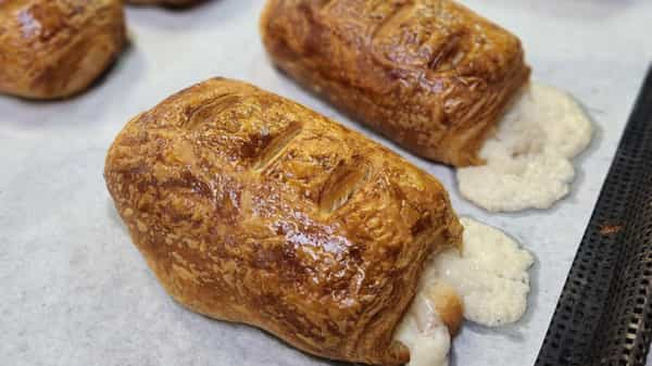 Cream-Cheese Croissant