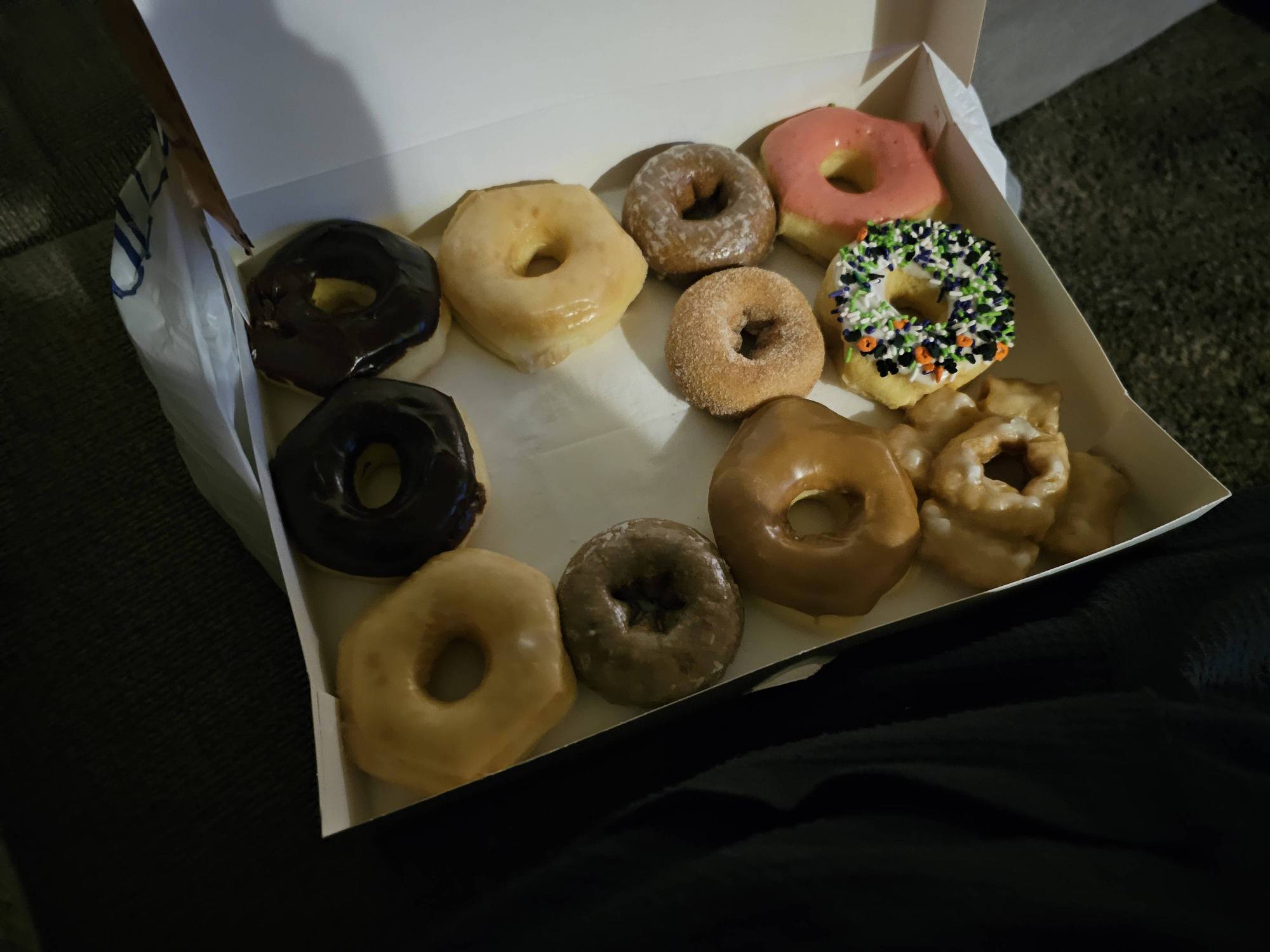 Order DAYLIGHT DONUTS - Oklahoma City, OK Menu Delivery [Menu & Prices]